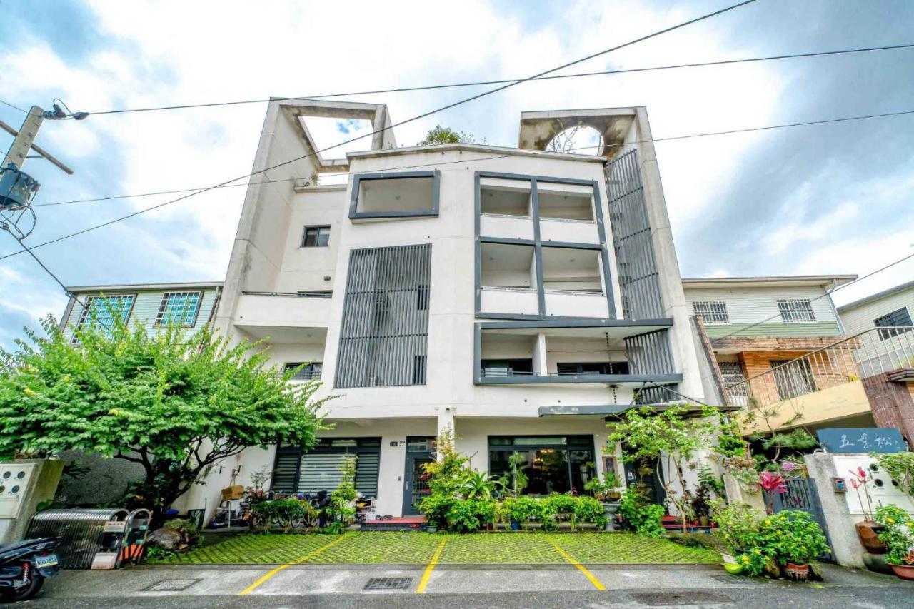 五葉松民宿-電梯民宿 近慈濟中小學及慈科大及人社院 Hualien Eksteriør bilde